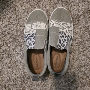 Maurices Ladies Sneakers - Gray and White Animal Print